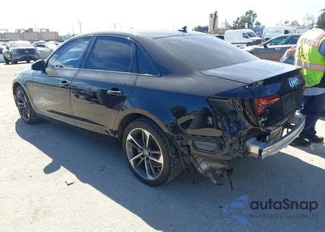 2019 Audi A4 40 Titanium Premium z USA, uszkodzony, nr VIN WAUGMAF43KN016456